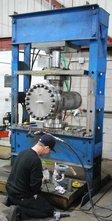 large hydrostatic pressure tester