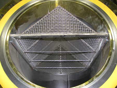 TW High Pressure Tee strainer basket strainer inside view with basket