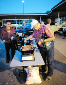 preparing food at Parkview Street Mission